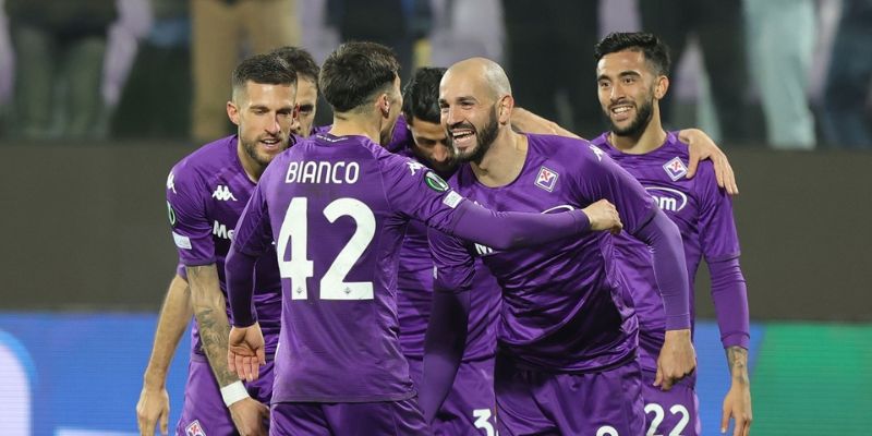 CLB Fiorentina: Lịch sử đội bóng chủ sân Artemio Franchi 4 Ý nghĩa về biểu tượng logo của đội bóng