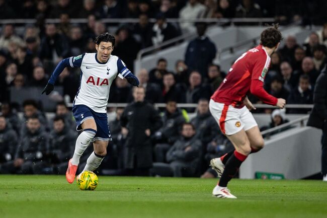 Màn so tài Tottenham vs Manchester United