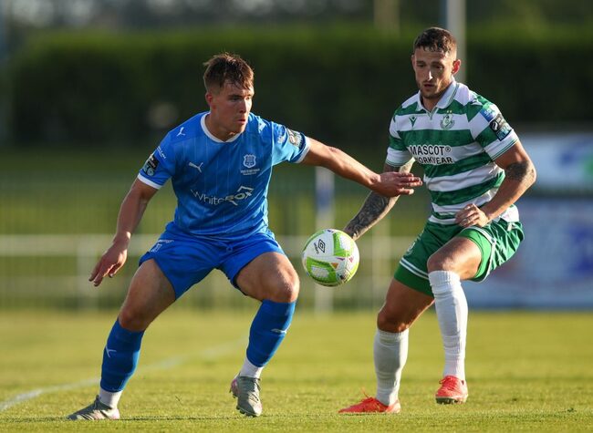 Màn so tài Shamrock Rovers vs Waterford United