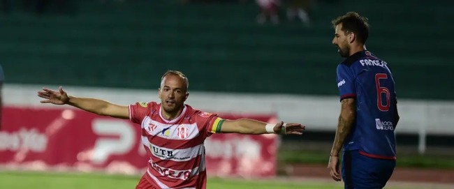 Màn so tài Club Guabira vs Independiente Petrolero