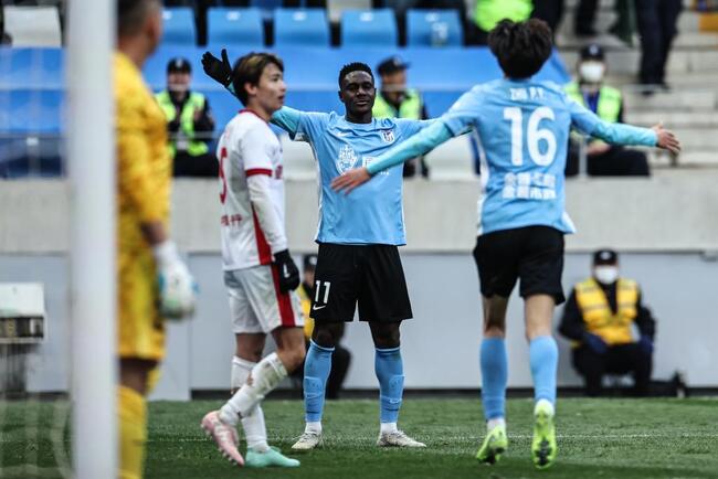 nhan dinh dalian yingbo vs zhejiang fc 2